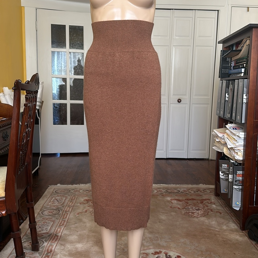 The Reset Perfect Pencil Knit Midi Skirt in Cedar Brown Size S - Picture 4 of 15